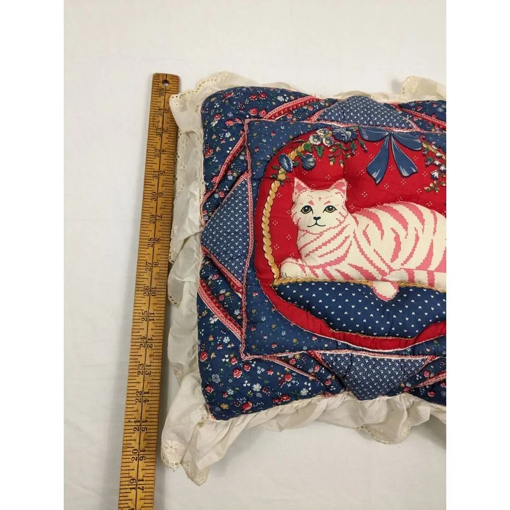 Cat Quillow Hand Made Sewn‎ Quilt In A Pillow Floral Red Kitty Warm Holiday Gift